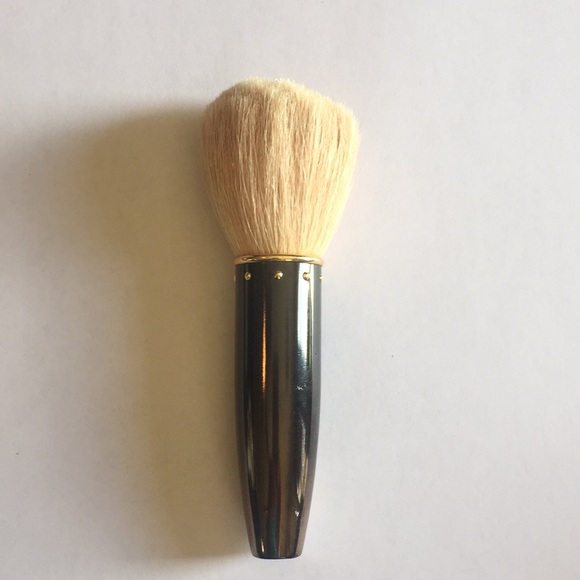 Kabuki Style Elegant Make Up Brush Black Handle - Picture 3 of 7